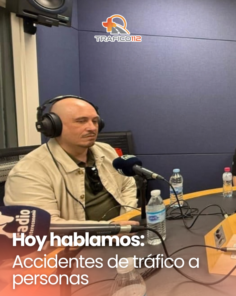 post para instagram turnos salud y medicina gradiente celeste